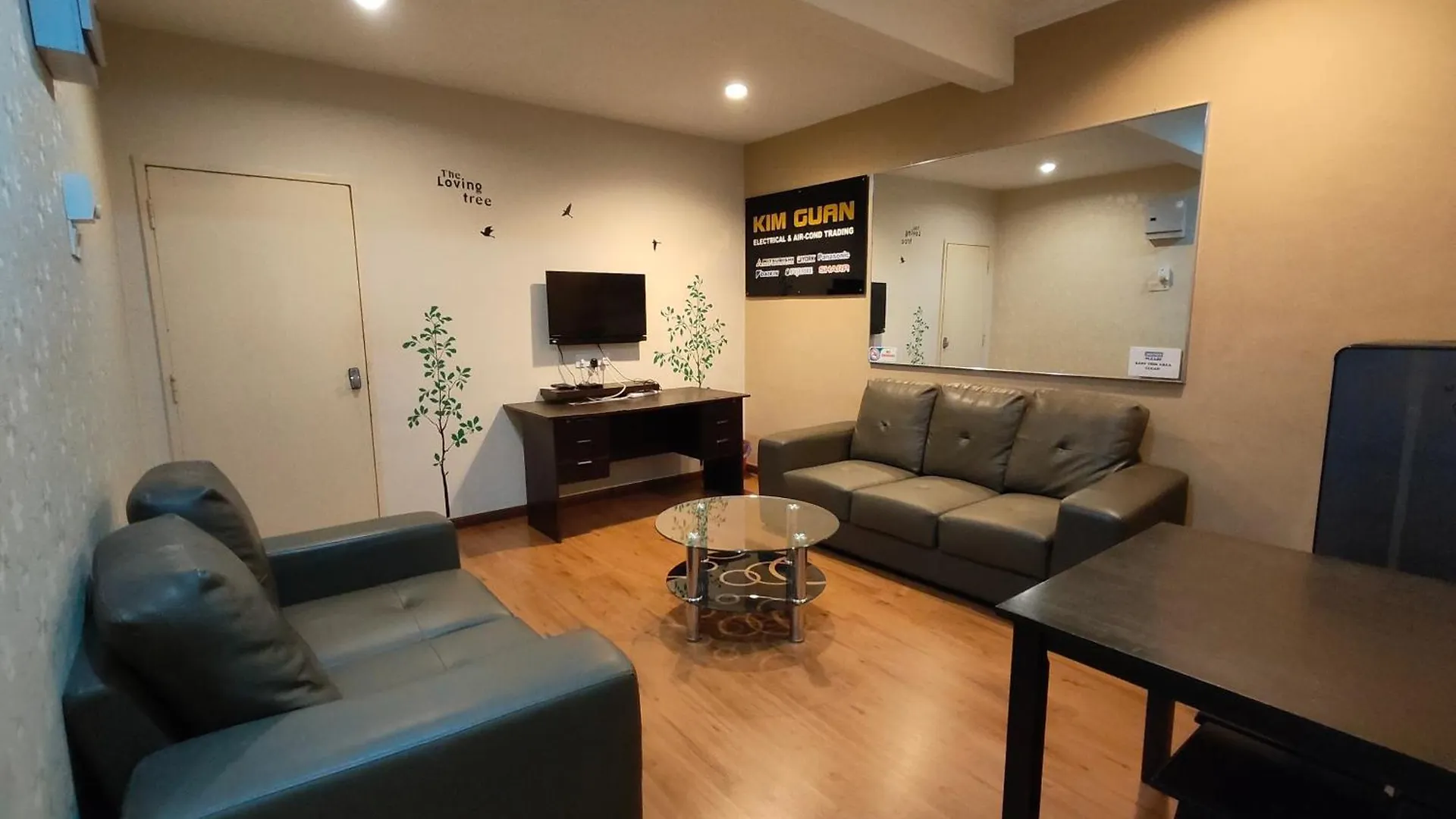 Mlk Home Service Apartment Malacca Hostel