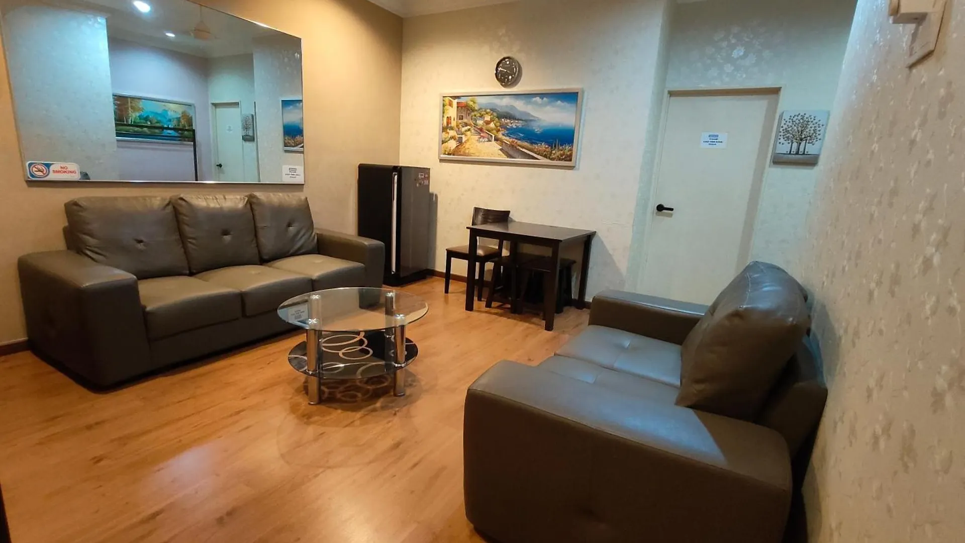 Mlk Home Service Apartment Malacca 0*,
